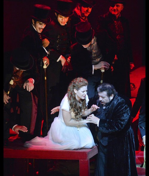 כמעט 3 כדורי גלידה