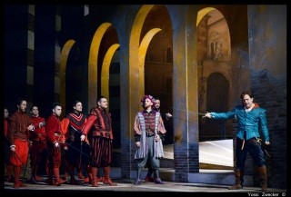 רומיאו ובני קפולט - מערכה 3 (צילום: יוסי צבקר)