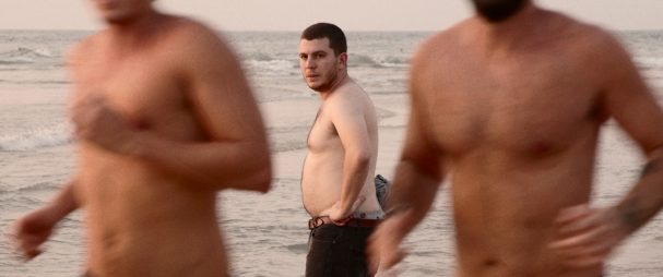 יותם גוטל בסרט 'תל אביב', בימוי: מרט פרחומובסקי (צילום: יח"צ)